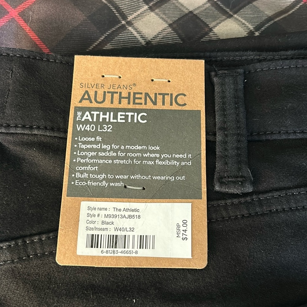 Nwt, Mens Black Silver Jeans 40 waist, 32 length